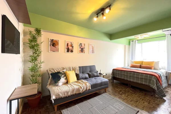 Airbnb Curitiba Centro decoração boho confortavel