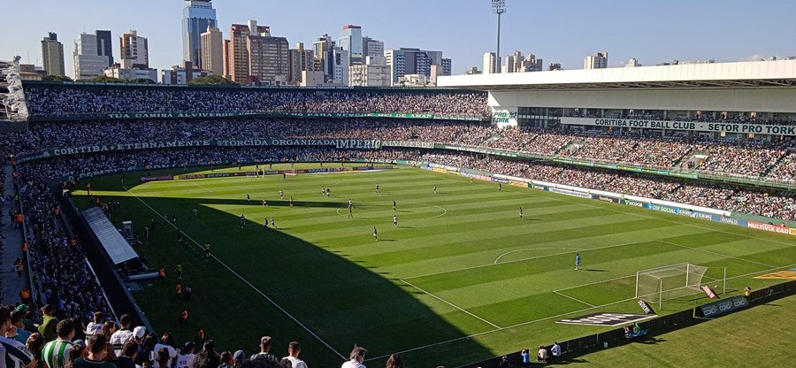 Apartamento Airbnb perto Estadio Couto Pereira em Curitiba